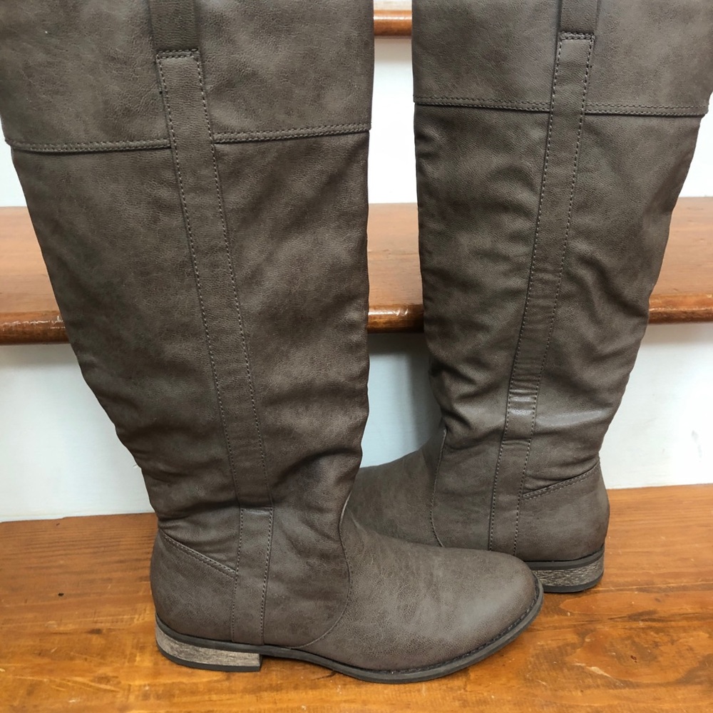 Rampage boots